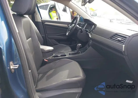 2019 Volkswagen Jetta 1.4T R-Line/1.4T S/1.4T Se z USA, uszkodzony, nr VIN 3VWC57BU9KM224582